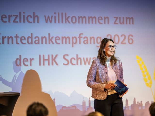 Nesselwang, 22.10.2026 - IHK-Erntedankempfang 2026 bei Endress+Hauser Wetzer GmbH & Co. KG. Andrea Wenzel Opening
